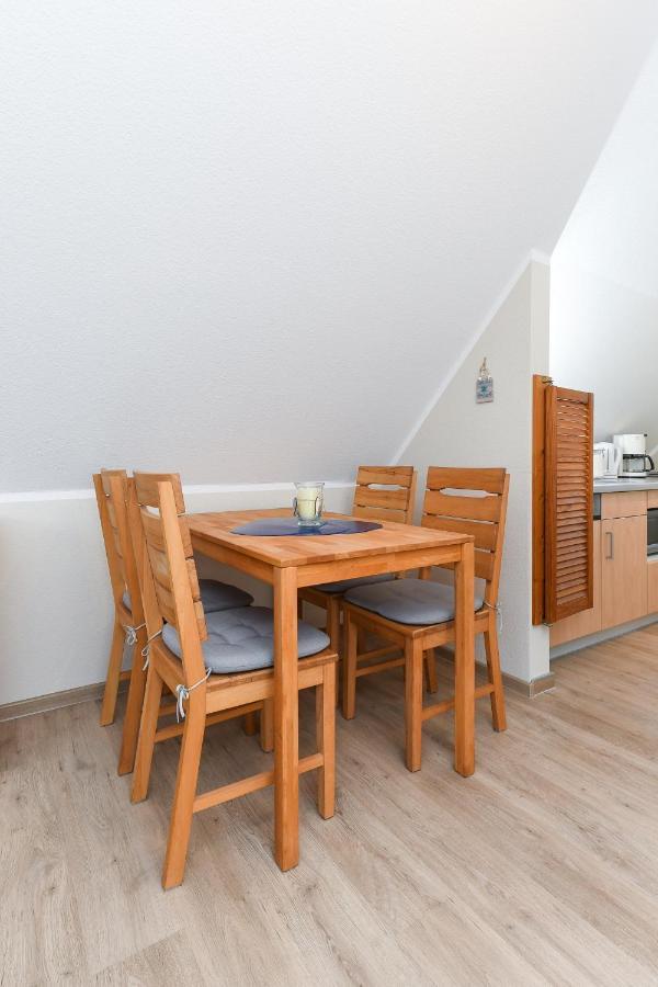Ferienwohnung Langeoog Inselhaus Am Deich Neuharlingersiel Buitenkant foto